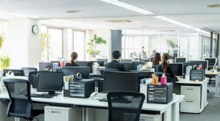 Dövlət qurumlarında iş qrafiki dəyişdirildi - RƏSMİ