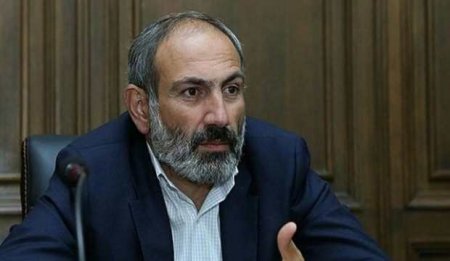 Ermənistan Xarici İşlər Nazirliyində dəyişiklik - Paşinyan başını itirir