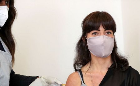 Koronavirusa qarşı peyvəndin kimlərə faydasız olduğu açıqlandı