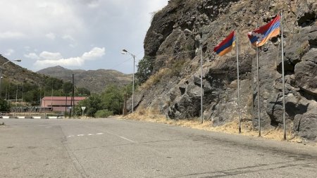 “Piyadalar Laçın dəhlizinə gəlib çıxmalıdır…“ - General