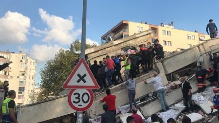 İzmirdə zəlzələdə ölənlərin sayı 85-ə çatdı (YENİLƏNİB)