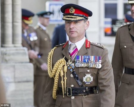 Britaniya ordusunun baş qərargah rəisi hərbi təlim zamanı itkin düşüb - FOTO