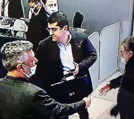 Araik Arutyunyan Paşinyana qarşı Moskvadan yardım istədi (FOTO)