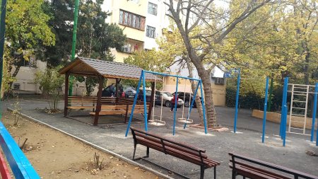 Nəsimi rayonunda abadlıq işləri davam etdirilir -FOTOLAR