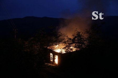 Ermənilər indi də Laçına od vurur - Foto