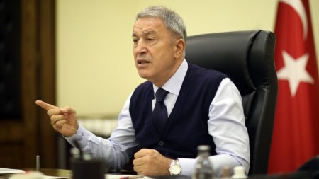 Hulusi Akar: 
