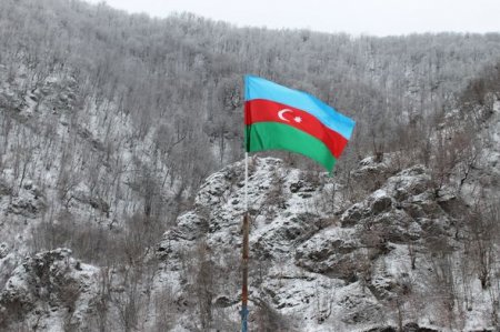 Azərbaycan polisi Kəlbəcərdə postlar qurdu - FOTO