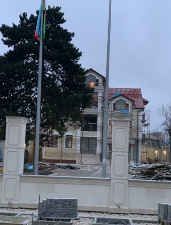 Moldoviyadakı həmyerlilərimiz redaksiyamıza müraciət etdi: «Biz səfirliyimizi öz doğma evimiz və ata ocağımız hesab edirik. Onun yeni binasının tikilməsi və Qələbə Paradı bizim üçün ikiqat sevincdir»