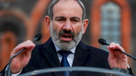 Ermənistan cəmiyyəti baş nazirə qarşı: Paşinyan ölkənin zamini olmağa qadir deyil