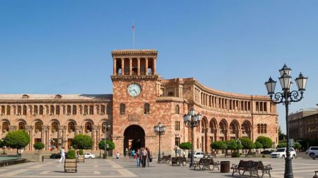 Ermənistan Azərbaycandan kömək istədi