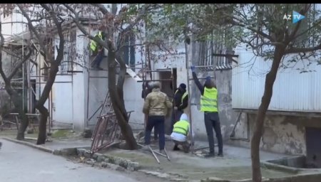 Nəsimi rayonunda Şəhid ailələrinin yaşadıqları binalarda abadlıq və quruculuq işlərinə başlanılıb - FOTO