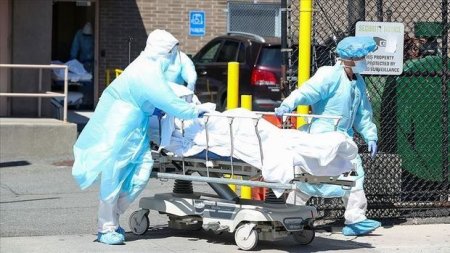 ABŞ-da qorxunc proqnoz: Gələn ay ölənlərin sayı yarım milyona çatacaq