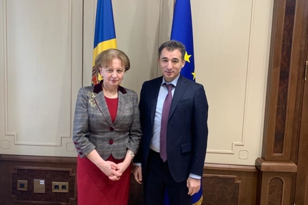 Azərbaycanın səfiri Moldovanın spikeri ilə görüşdü