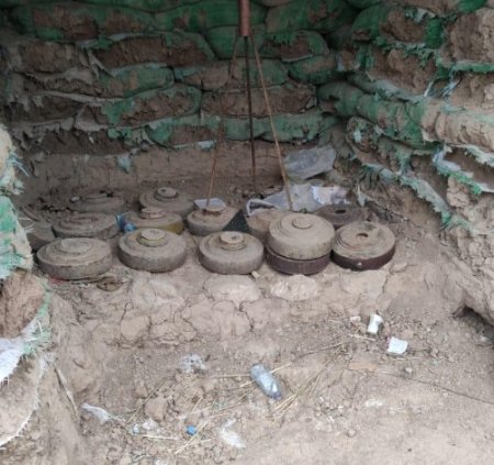 Polislər Xocavənddə minalar aşkar ediblər - FOTO 