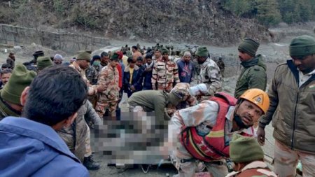 Hindistanda fəlakət: 49 nəfər öldü