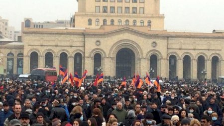 “İrəvana ordu yeridiləcək, Qasparyan Paşinyanı devirəcək“ - ŞOK AÇIQLAMA