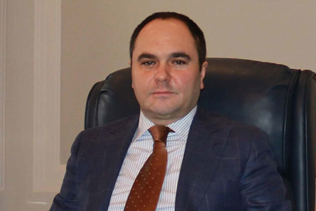 Həbsdəki Rasim Məmmədovla bağlı bütün məlumatlar şirkətin saytından çıxarıldı