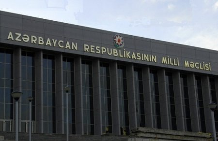 Hökumətin Milli Məclisdə hesabat verəcəyi tarix açıqlanıb Hökumətin Milli Məclisdə hesabat verəcəyi tarix açıqlanıb