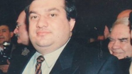 Sabiq icra başçısının oğlunu öldürən ömürlük məhkum əfv edildi