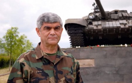 Separatçı generaldan növbəti hədsizlik... - “Ən azı, keçmiş DQMV-nin sərhədlərini bərpa edəcəyik...”