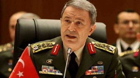 Hulusi Akar: “Qarabağdakı qardaşlarımızı dəstəkləməyə davam edirik”