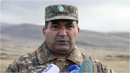 Paşinyana güldüyünə görə vəzifəsindən uzaqlaşdırılan general müdafiə nazirini məhkəməyə verdi