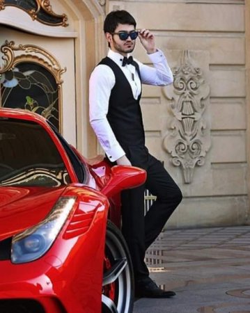 Daha bir oliqarx oğlunun milyonlara sığmayan həyatı - FOTO