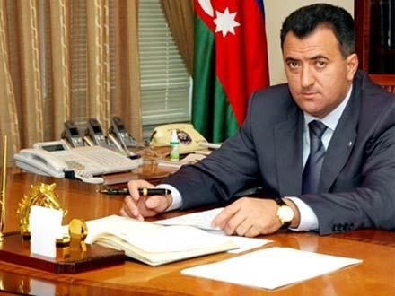 Nərimanov RİH-nin hüquq şöbəsinin müdiri Firdovsi Salahov 139 min manat pulu haradan alıb ?- Rayondakı 34 saylı məktəbin ərazisini kimlər zəbt edib ? Nərimanov RİH-nin hüquq şöbəsinin müdiri Firdovsi Salahov 139 min manat pulu haradan alıb ?- Rayondakı 34 saylı məktəbin ərazisini kimlər zəbt edib ?