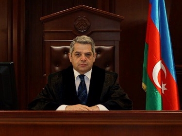 “Eldar Mahmudov dəstəsi”nin hakim korpusundakı adamları niyə cəzasız qalıb? - ADLAR 