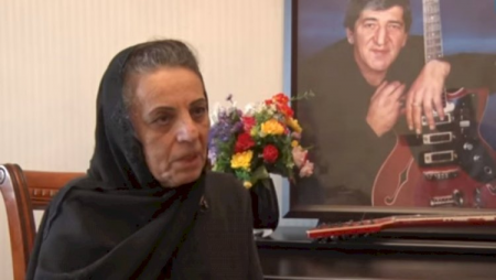 Gülü əsəbləşdi: “Rəmişin evi də, maşını da mənimdir!“ Gülü əsəbləşdi: “Rəmişin evi də, maşını da mənimdir!“