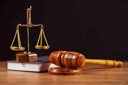 Məhkəmə 3 kq-dan çox narkotiklə tutulan şəxsə bəraət verib