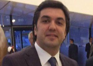 Arif Əsgərovon universitetdən qovulan oğlu üç ölkədə şirkət açıb - Ay maşallah... 