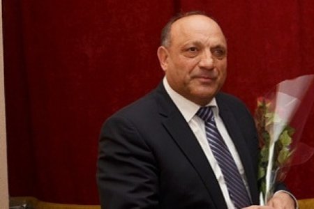 FTX-nin axtardığı biznesmen-oliqarx Kərim Babayev və oğlanlarının DOSYESİ FTX-nin axtardığı biznesmen-oliqarx Kərim Babayev və oğlanlarının DOSYESİ