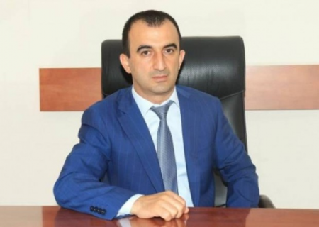 Paşinyana qarşı etiraz aksiyası təşkil edən mer SAXLANILDI Paşinyana qarşı etiraz aksiyası təşkil edən mer SAXLANILDI