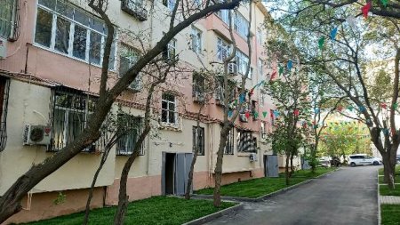 Nəsimi rayonunda daha bir abad həyət istifadəyə verilib Nəsimi rayonunda daha bir abad həyət istifadəyə verilib