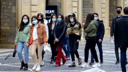 DİN-dən açıq havada maska taxmaqla bağlı açıqlama