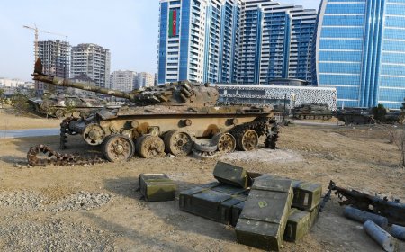 Hərbi Qənimətlər Parkında düşmənin 150-dək ağır texnika, tanklar, artilleriya qurğuları toplanıb
