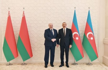 Azərbaycan və Belarus prezidentlərinin təkbətək görüşü başlayıb - FOTO