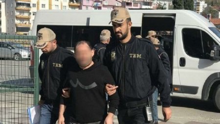 Türkiyədə FETÖ əməliyyatı: Yüksək rütbəli hərbçilər saxlanıldı