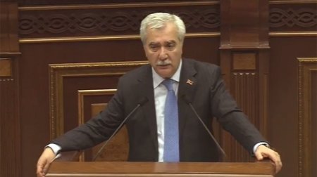 “44 günlük müharibə aprel döyüşlərinin davamı idi” - Koçaryan