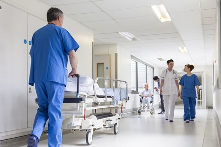 İki xəstəxanada kobud pozuntular aşkarlandı - sənədlər prokurorluqdadır