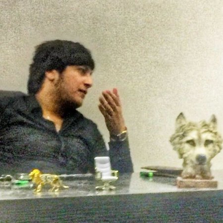 Marketdə məhsulları yararsız hala salan general oğlunun dəbdəbəli həyatı - FOTO