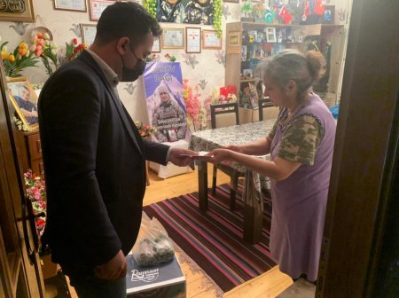 Nəsimi rayon İcra Hakimiyyətində Vətən müharibəsi Şəhid ailələri və əlilləri ilə görüş keçirilib -FOTOLAR