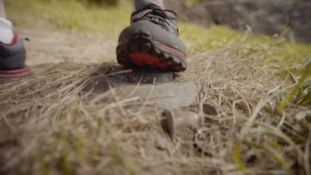 Mülki şəxs minaya düşdü