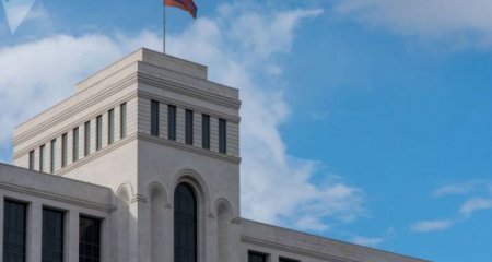 Ermənistan xarici işlər nazirinin bütün müavinləri istefa verib