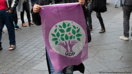 Türkiyənin Konstitusiya Məhkəməsi HDP-nin bağlanması ilə bağlı iddianaməni qəbul edib