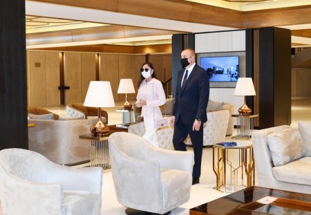 Prezident və xanımı “Gülüstan” sarayında (FOTOLAR)