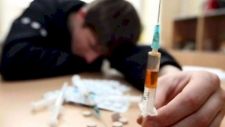 “Patı“dan istifadə edən yeniyetmələri necə tanımaq olar? - Valideynlərin DİQQƏTİNƏ! “Patı“dan istifadə edən yeniyetmələri necə tanımaq olar? - Valideynlərin DİQQƏTİNƏ!