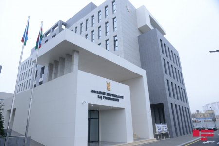 Prokurorluq Bakıda qadının əri tərəfindən qətlə yetirilməsi barədə məlumat yayıb