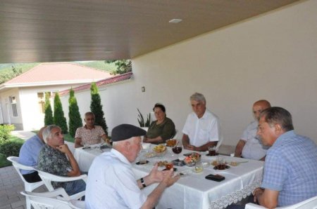 Deputat Cavanşir Feyziyev Baş Zəyzid və Orta Zəyzid kəndlərinin sakinləri ilə görüşüb (FOTO)